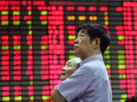 Китай неочаквано одобри 12 IPO-та, за да забави подема на фондовия си пазар