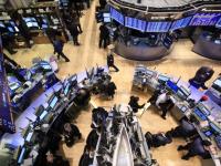 Гърция и Китай изпратиха Wall Street дълбоко на червено